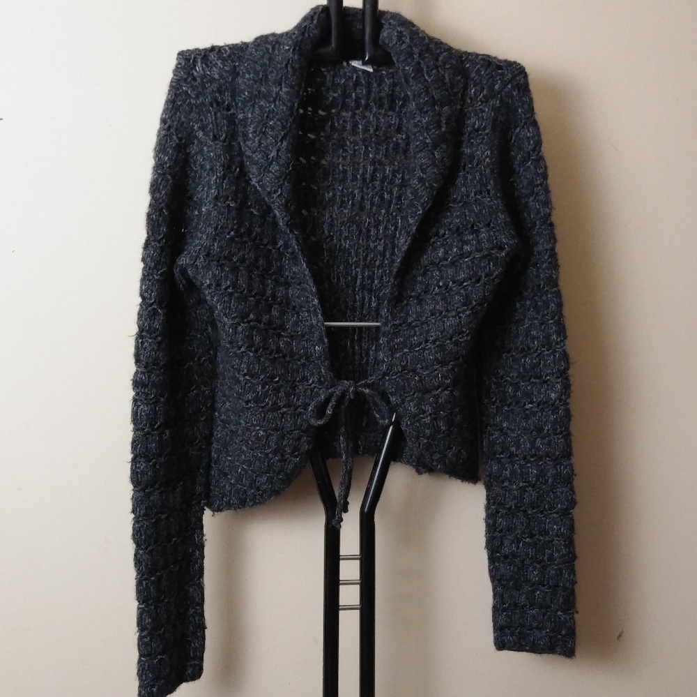 STUDIO Y Women's SWEATER Size: M